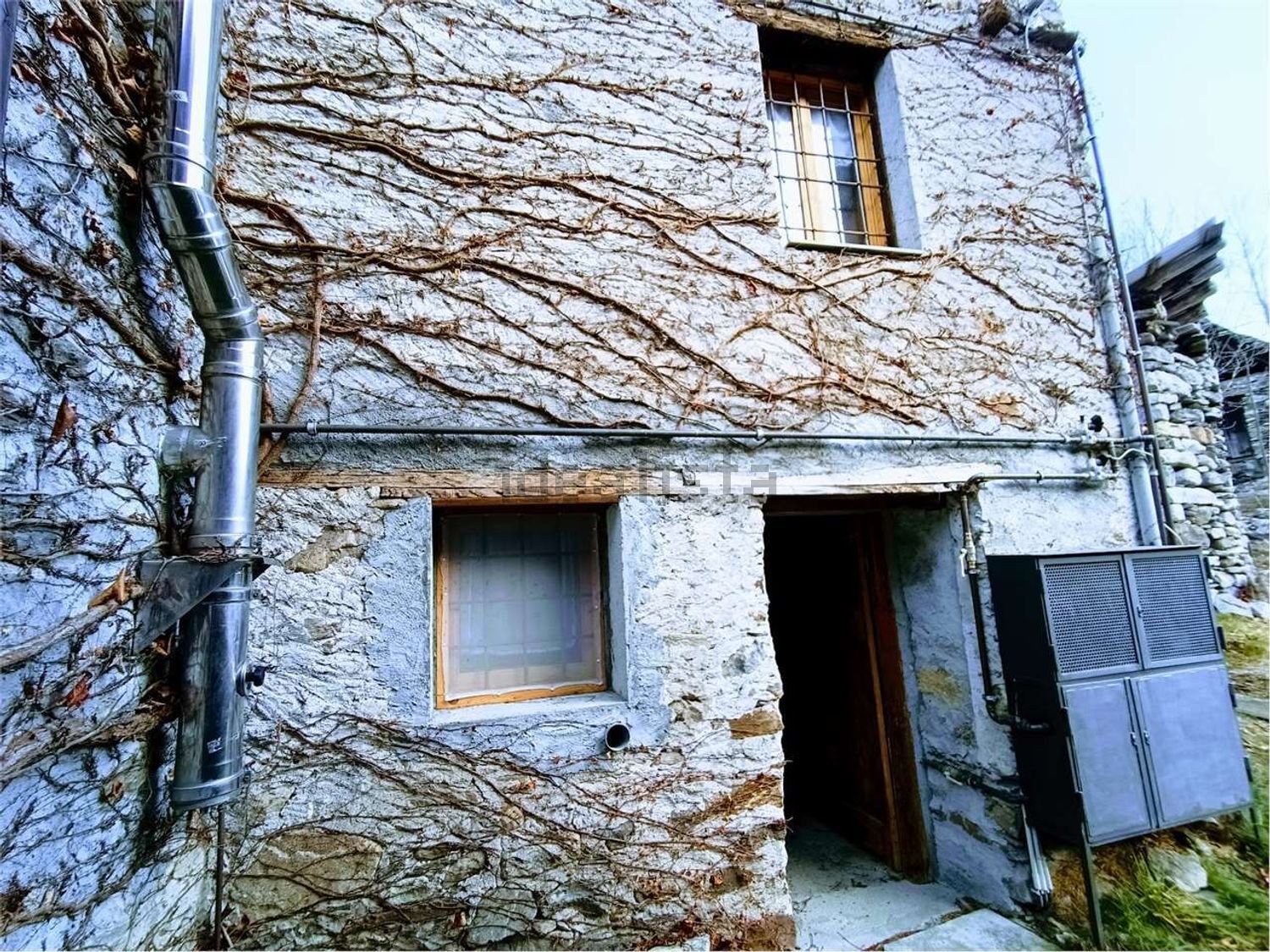 Appartamento · Ceppo Morelli — foto 33/35