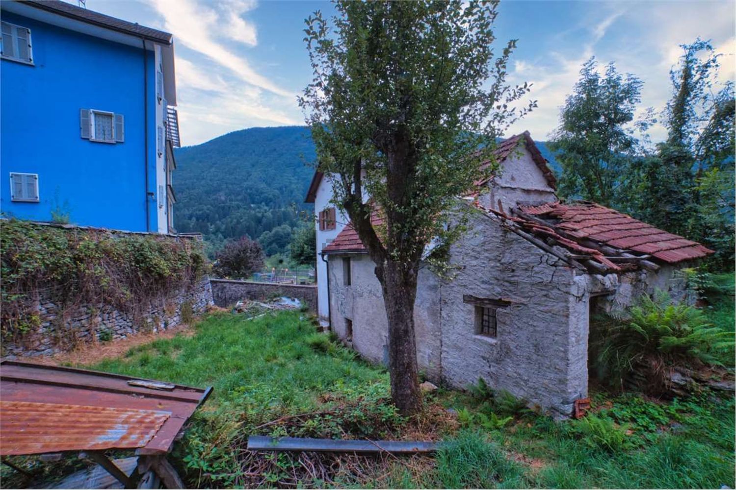 Rustico / Casale · Re — foto 11/25