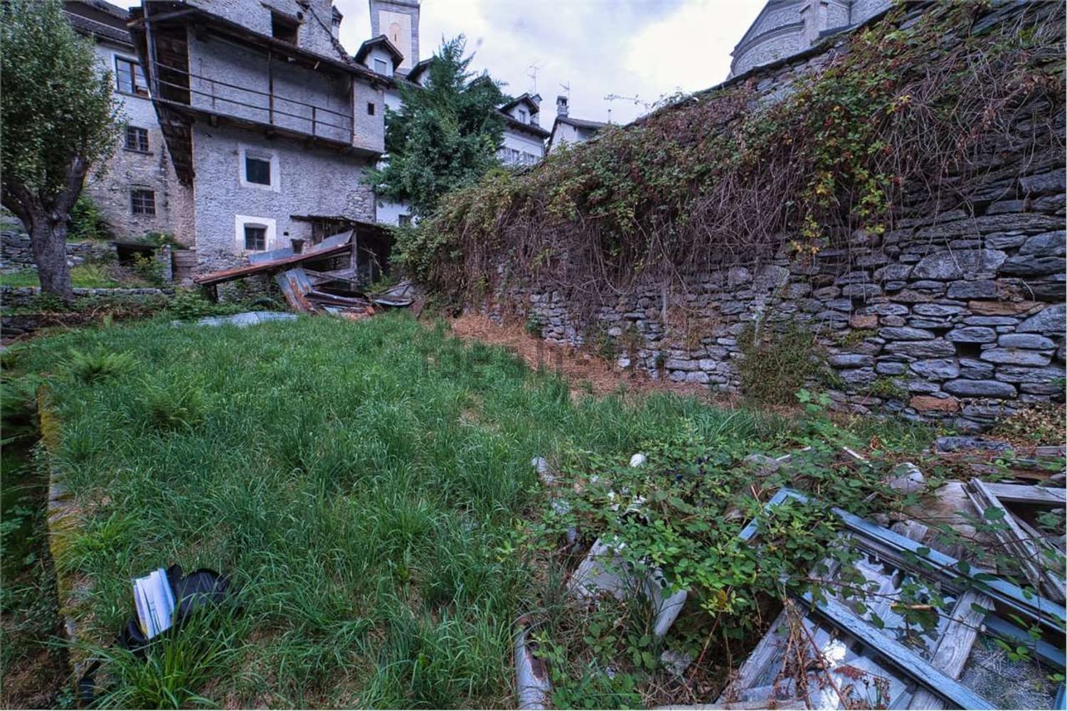 Rustico / Casale · Re — foto 13/25