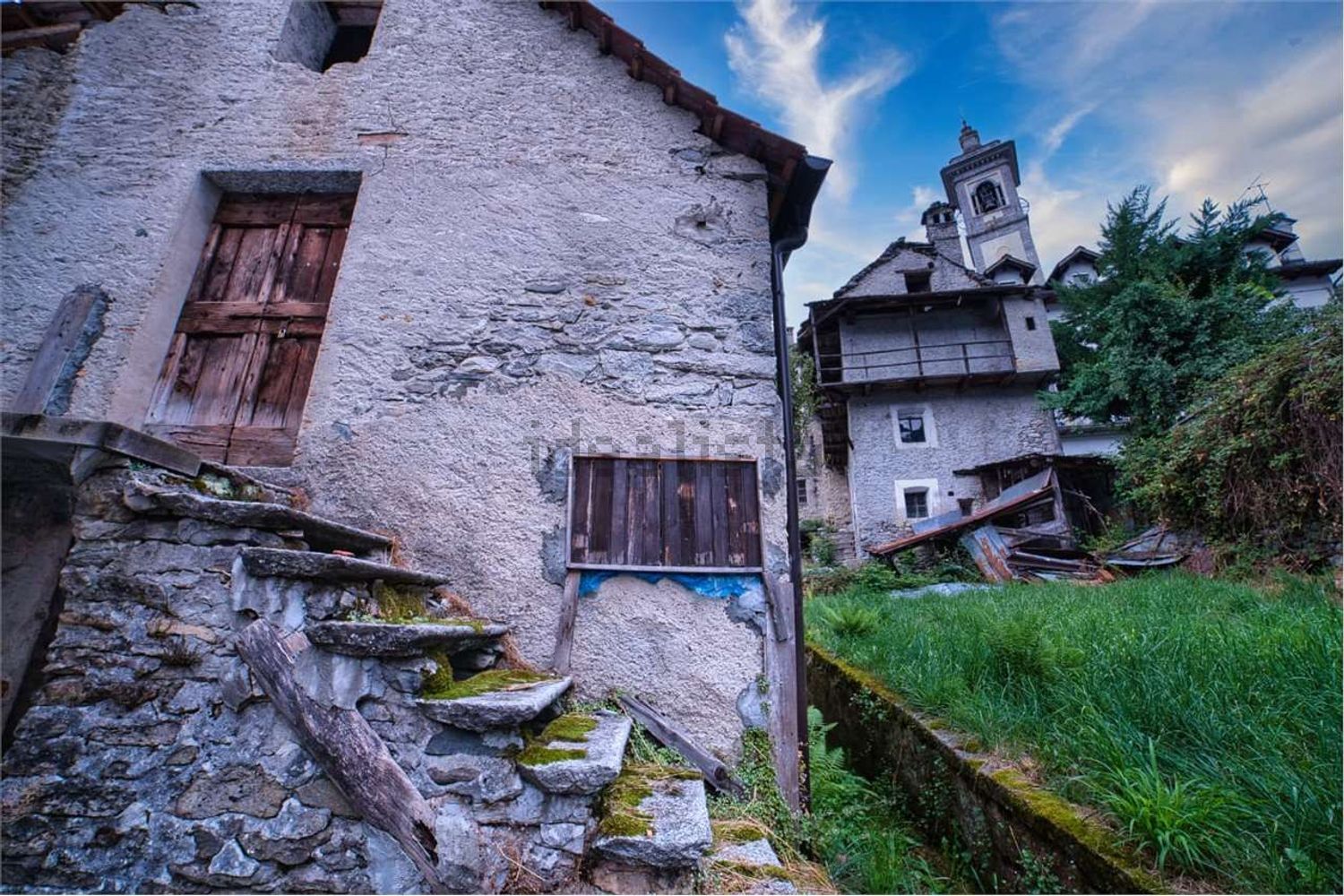 Rustico / Casale · Re — foto 16/25